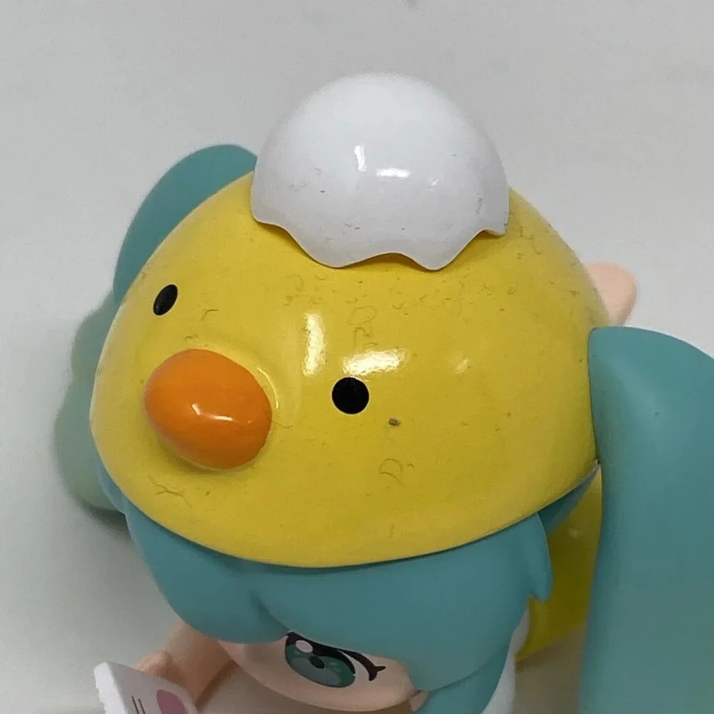 Hatsune Miku collectible figure statue Chicken Chick Hat Reading A Book - Picture 7 of 9